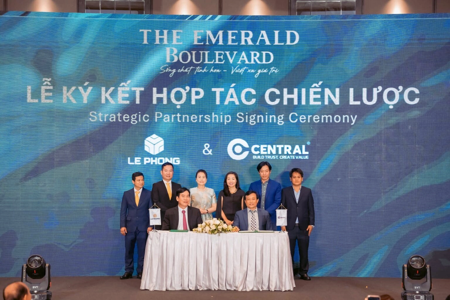 Lễ Ký Kết Hợp Tác Chiến Lược Dự án The Emerald Boulevard Giữa Lê Phong Và Central