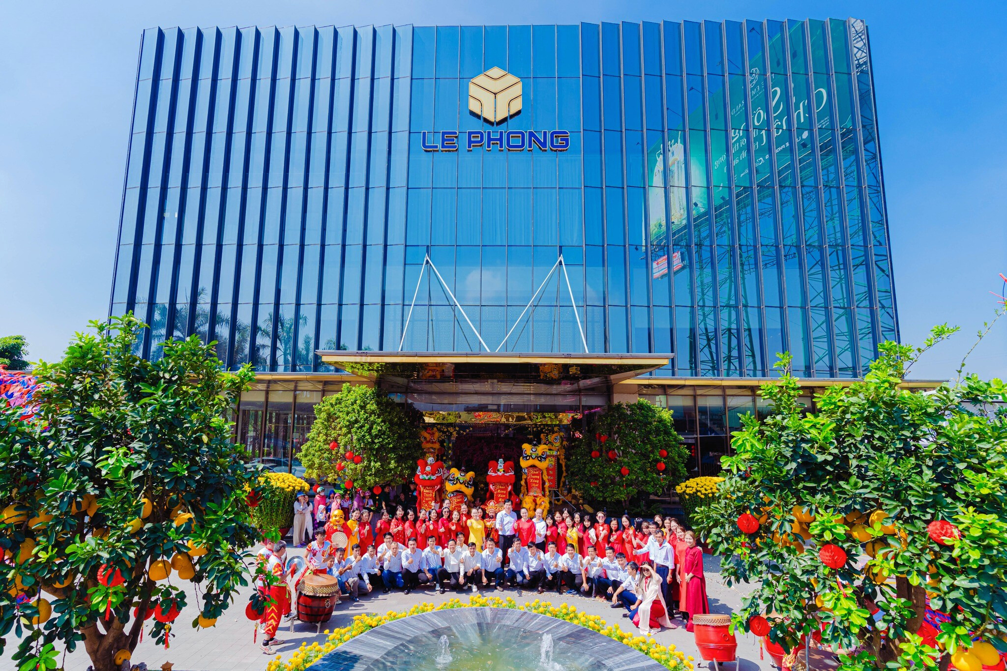 Nhân Viên Tập đoàn Lê Phong